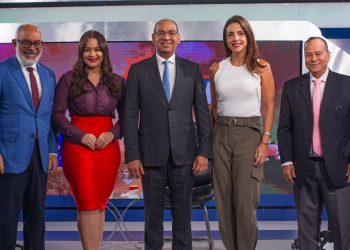 Deligne Ascensión : Capacidad de trabajo y honestidad del liderazgo de Abinader mantendrá a RD avanzando