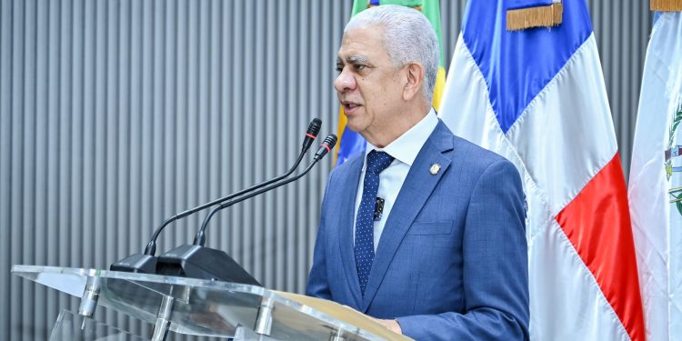 Presidente del Senado aboga por una Ley de Alimentación y Nutrición Escolar