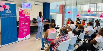 Desarrollo de la Comunidad lleva a demarcaciones orientación sobre cáncer de mama
