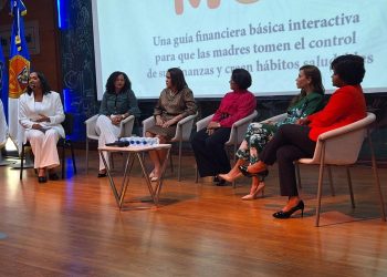 Presentan “Money Mom”, la primera guía interactiva de finanzas exclusiva para madres en República Dominicana