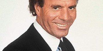 Julio Iglesias desmiente su retirada de la música: “Han dicho de todo”
