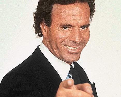 Julio Iglesias desmiente su retirada de la música: “Han dicho de todo”