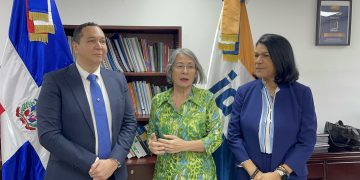 Autoridades Minerd posesionan a Jesús Andújar en el Ideice