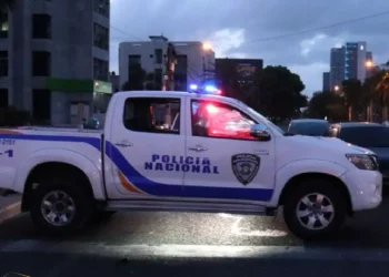 Haitiano se roba camioneta de la policía en Villa Isabela