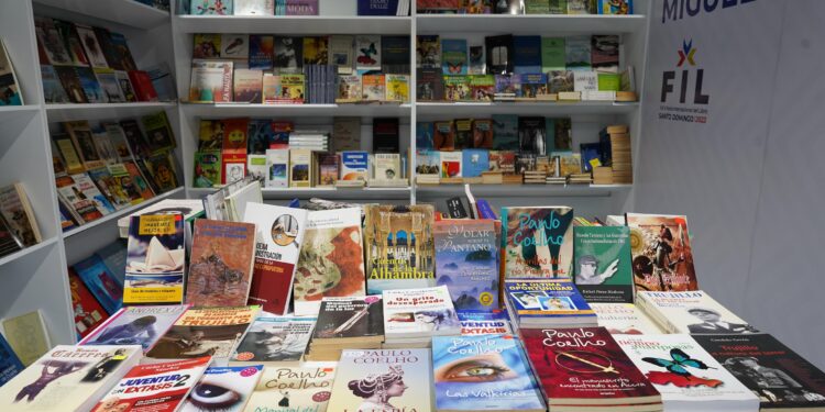 Un gran número de editoras y librerías nacionales y extranjeras estarán en la Feria del Libro 2024