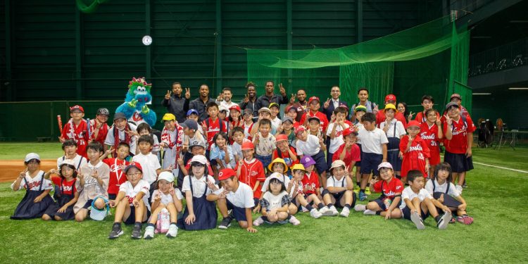 La pelota une naciones: Diplomacia deportiva entre Dominicana y Japón