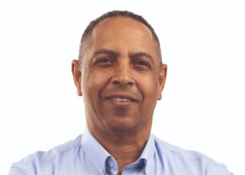 Nolberto Ortiz anuncia bono vacacional será una realidad para maestros