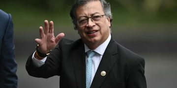 CNE de Colombia investiga a Gustavo Petro por irregularidades en su campaña electoral