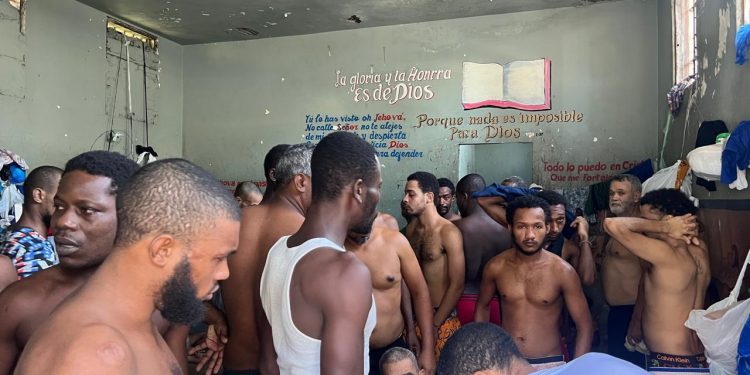 Oficina Nacional de Defensa Pública denuncia graves violaciones de derechos en el destacamento de la Policía de Dajabón