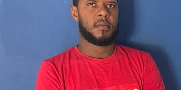 Arrestan hombre de 31 años acusado de violar a su abuela en Monte Plata