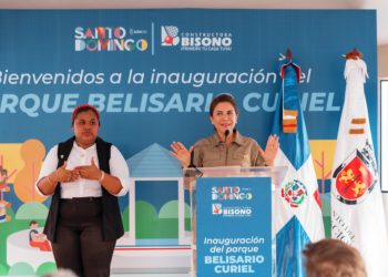 Alcaldía del DN inaugura el reconstruido parque Belisario Curiel; Constructora Bisonó dona juegos del área infantil