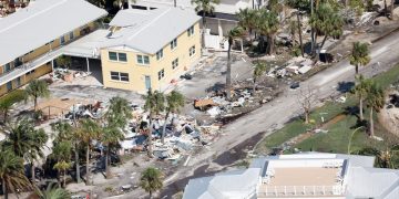 El huracán Milton deja una senda de muerte y destrucción a su paso por Florida