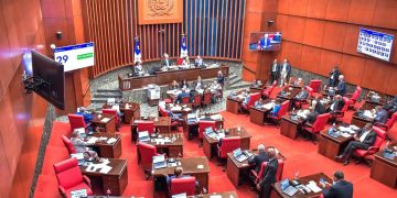 Senadores activos e inactivos que no presentan aún declaración de bienes