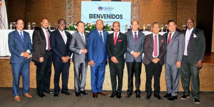 Comunidad evangélica rechaza pretensiones de gravar con impuestos a las iglesias evangélicas