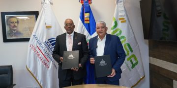 Contraloría y OMSA firman acuerdo; Radhamés González pide apoyo a controlador para fortalecer controles internos