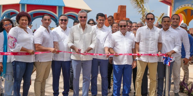 Presidente Abinader inaugura segunda fase de Cabo Rojo y recibe tercer crucero