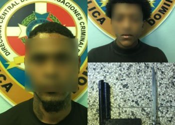 Dos hombres arrestados en flagrante delito con arma de fabricación artesanal y un puñal en motocicleta sin placa