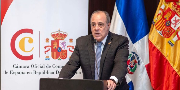 CAMACOESRD califica de prudente y sensata la decisión del presidente de retirar del Congreso la reforma fiscal