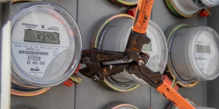 Edesur Dominicana informa que imputado de sustraer medidores de electricidad es enviado a la cárcel