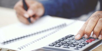 Evasores de impuestos deben ser sancionados; sectores piden al gobierno poner mano dura