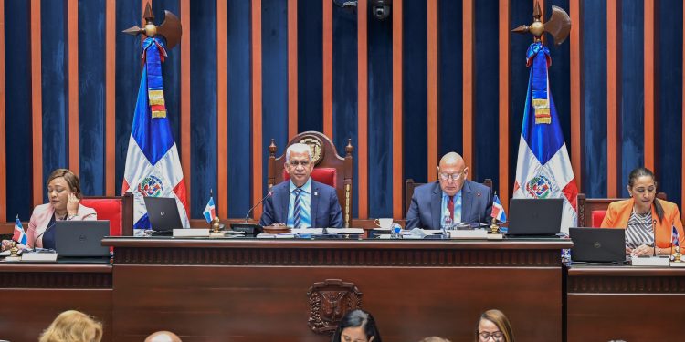 Senado aprueba modificaciones ley sobre Tráfico Ilícito de Migrantes y Trata de Personas