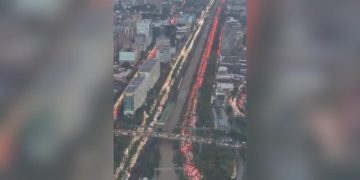 Colapsa Medellín; inundaciones urbanas e incendio en el Metro