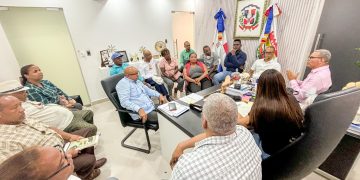 Alcaldesa Betty Gerónimo se reúne con juntas de vecinos en busca solución de problemáticas