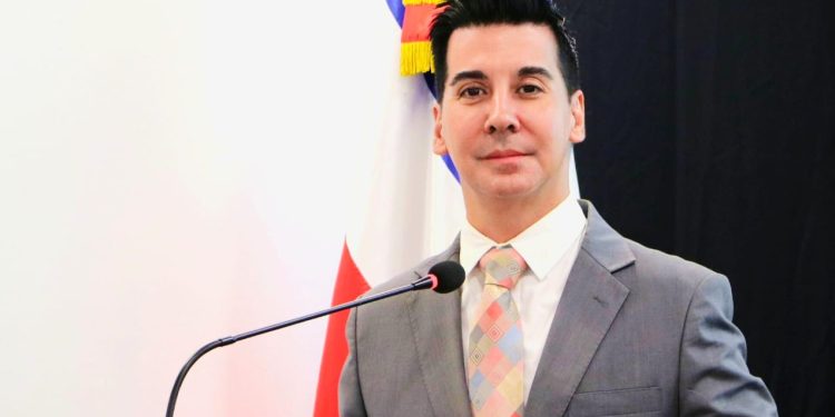 Observatorio de Derechos Humanos exige justicia: Madre impedida de cuidar a su hija víctima de violencia sexual