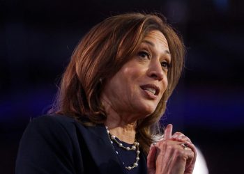 Harris lanza anuncio para los puertorriqueños tras los insultos en mitin de Donald Trump