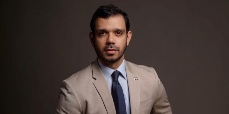 Roger Pujols es designado viceministro de la Presidencia