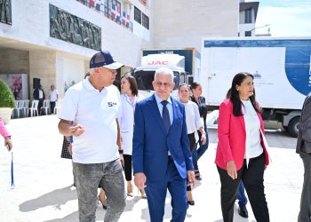 Presidente del Senado llama a realizarse chequeos médicos para detección temprana de enfermedades