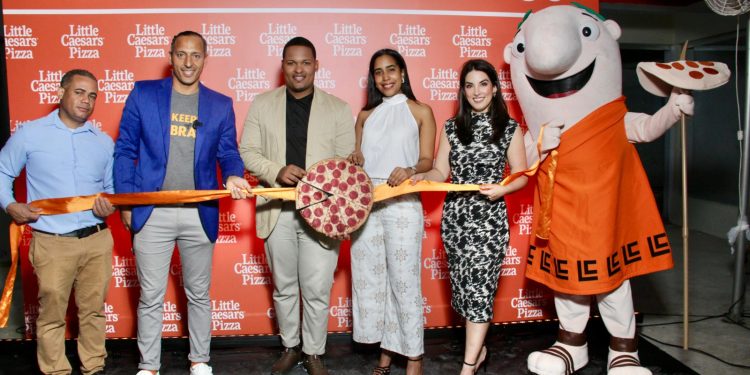 Little Caesars Pizza Celebra la Apertura de su Restaurante Número 50 en Haina, San Cristóbal
