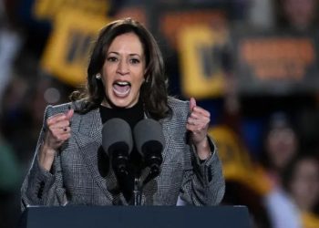 Harris ofrece un «liderazgo nuevo» desde el lugar donde Trump instigó asalto al Capitolio