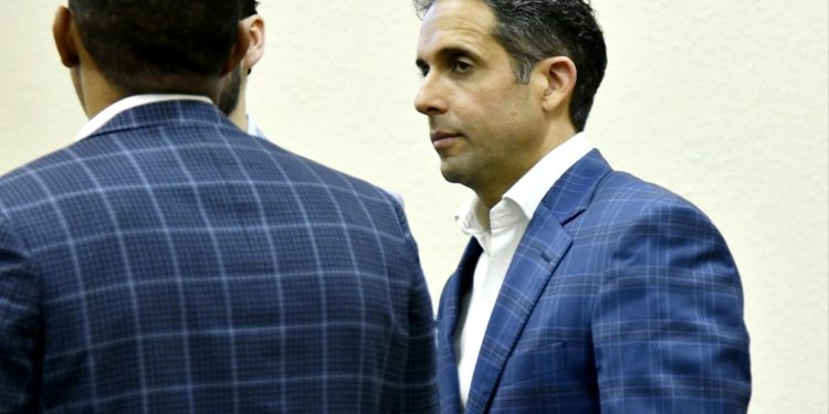 Retiran arresto domiciliario a general Torres Robiou, acusado en caso Coral 5G