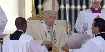 El papa Francisco proclama a 14 nuevos «santos»