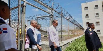 Indotel licitará proyecto de bloqueo de señal en cárceles para reducir delitos cibernéticos