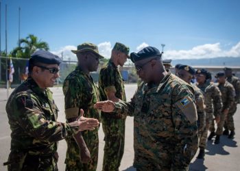 Primeros efectivos de Bahamas llegan a Haití para unirse a la misión multinacional