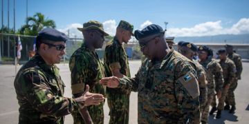 Primeros efectivos de Bahamas llegan a Haití para unirse a la misión multinacional