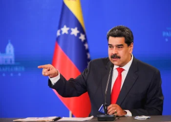 "Se van a arrepentir", advierte Maduro a la oposición si intenta sacarlo del poder