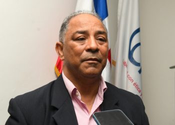 Gremios periodísticos y SNS inician jornada de vacunación contra la influenza, la difteria y el tétanos