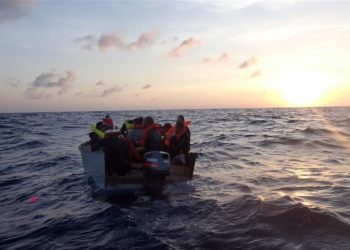 Guardia Costera devolvió a 17 migrantes a RD tras ser interceptados cerca de Puerto Rico