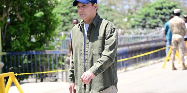 Abel Martínez apoya deportaciones de extranjeros con estatus irregular y pide mayor control en la frontera