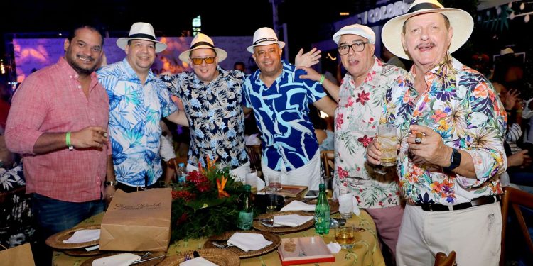 Cigar World celebrará fiesta navideña para los amantes de cigarro