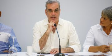 Presidente Abinader se reúne con organizaciones comunitarias en San Pedro de Macorís 