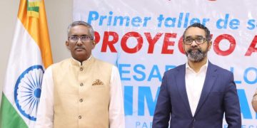 Presidente de la CNE y embajador de la INDIA presentan proyecto  de gestión de riesgos con IA en INTEC    