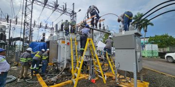 EDENORTE instala nuevo transformador en Pimentel, Duarte
