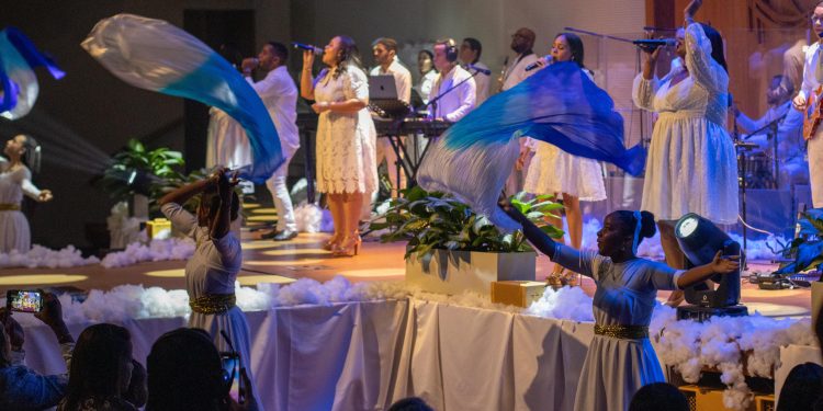 A casa llena se celebró la XV versión de tributo a Jesús