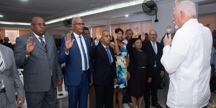 Mayor Gral. (R) Valerio García, ERD. asume presidencia de la Hermandad de Veteranos FFAA y PN