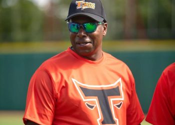 Despiden al dirigente de Los Toros, José Offerman