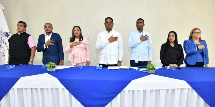 Ministerio de Interior y Policía juramenta nuevo coordinador en la Oficina Regional Sur, Azua